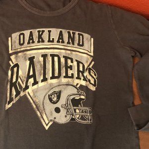 Oakland Raiders long sleeve thermal shirt--Men's Large